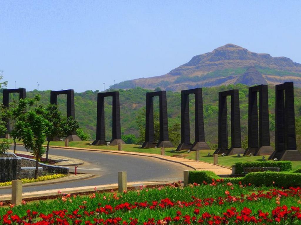 Aamby Valley City Lonavala Exterior photo The University of Yaoundé 1