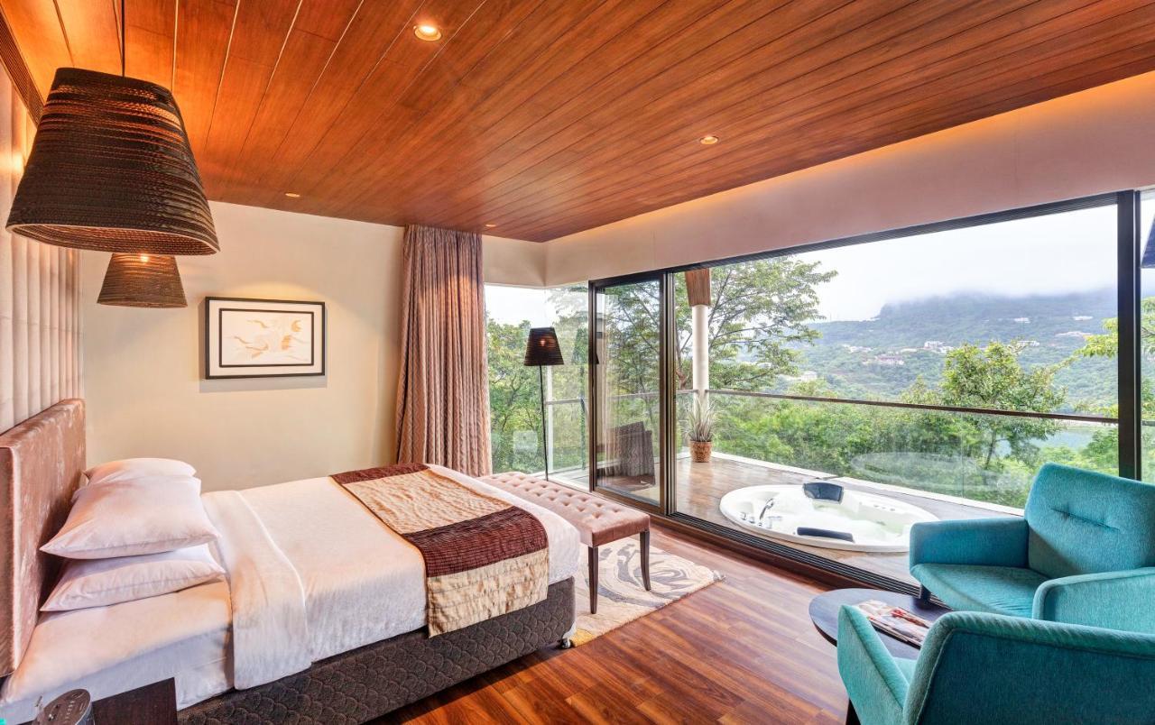 Aamby Valley City Lonavala Exterior photo A room at the hotel