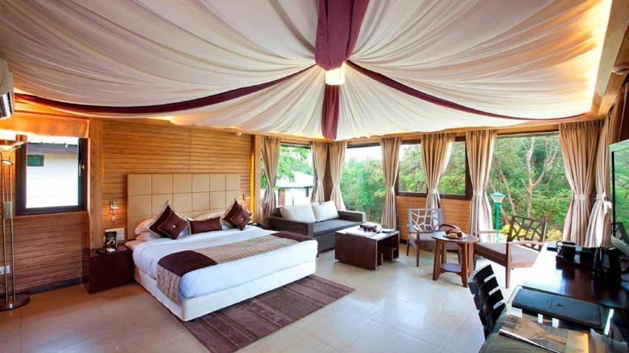 Aamby Valley City Lonavala Exterior photo